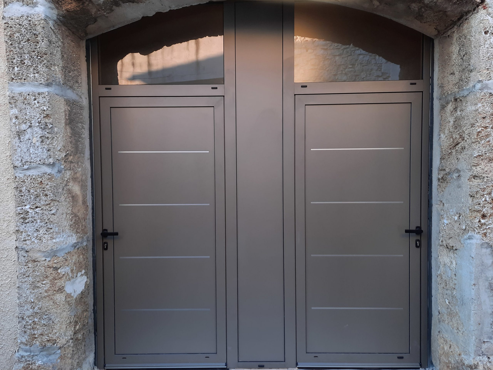 Double porte d'entrée